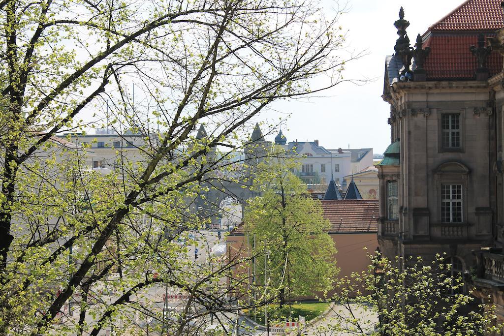 Bett-Point Am Rathaus Pensionat Potsdam Exteriör bild